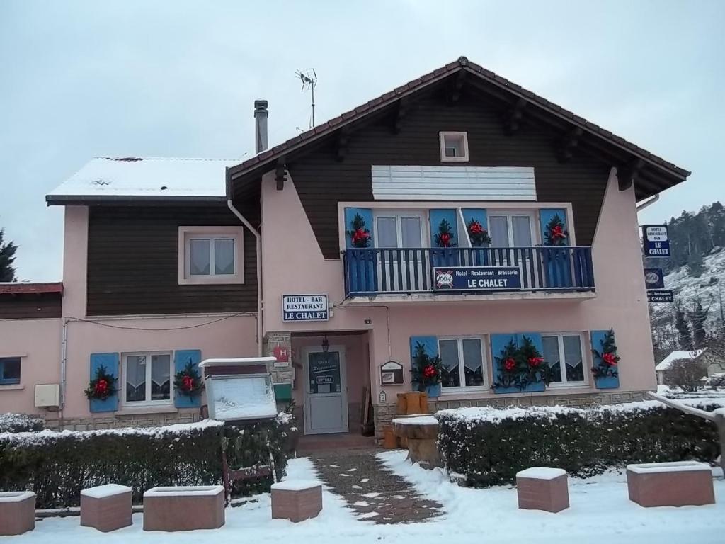 Hotel Restaurant Le Chalet Pierre-Percee Exterior photo
